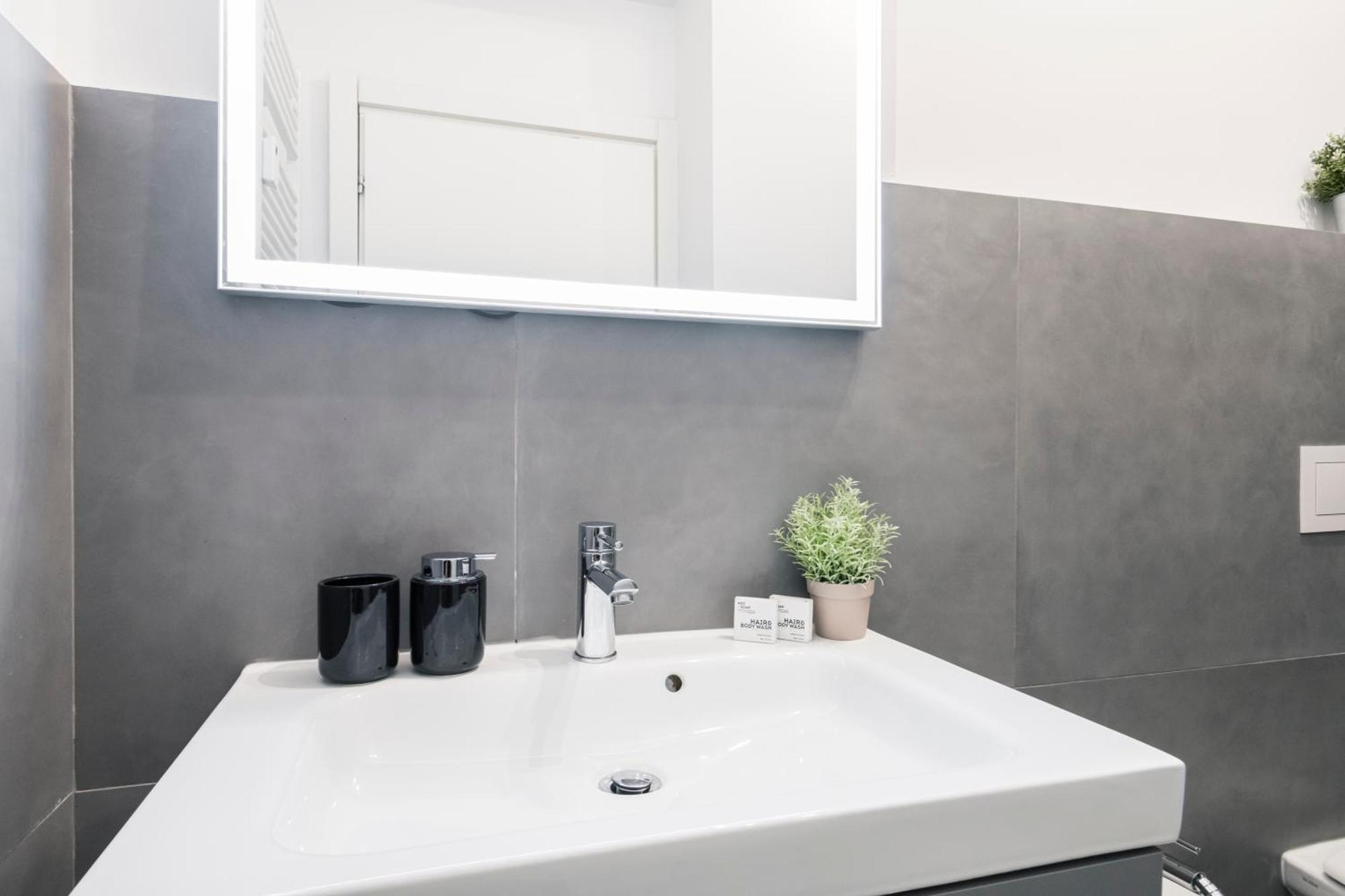 114 - Amazing Flat Fully Furnished In P.Ta Romana Milano Dış mekan fotoğraf